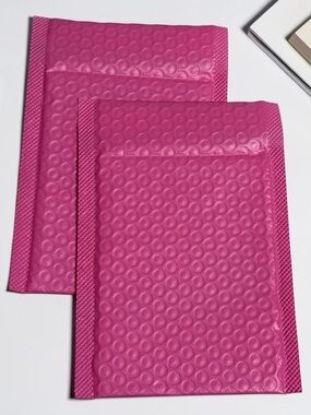6”x5” Bright Pink Bubble Mailers - Pack of 10 plus 10 Thank You Stickers